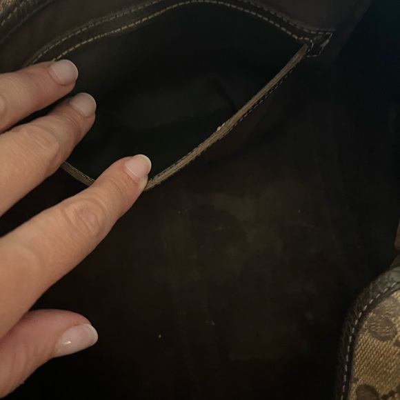 Authentic Gucci GG Canvas Patent Leather Tote - Picture 10 of 16